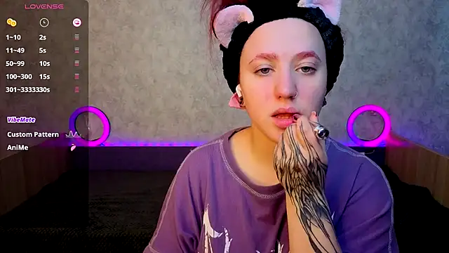 Snapshot of Mini_Lady1 chatting on October 3, 2025, 6:54 am Mini Lady1 online show from October 3, 2025, 6:54 am