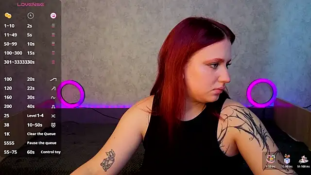 Snapshot of Mini_Lady1 chatting on October 28, 2025, 8:18 am Mini Lady1 online show from October 28, 2025, 8:18 am