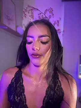 Snapshot of im-isabella chatting on January 10, 2026, 10:47 pm im-isabella online show from January 10, 2026, 10:47 pm