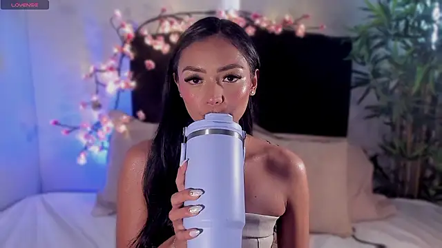 Snapshot of im-isabella chatting on February 27, 2026, 7:58 pm im-isabella online show from February 27, 2026, 7:58 pm