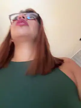 Snapshot of sara_calderon chatting on March 7, 2026, 1:30 pm sara calderon online show from March 7, 2026, 1:30 pm