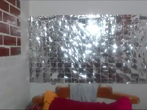 rose-crystal online show from February 14, 2026, 12:07 am