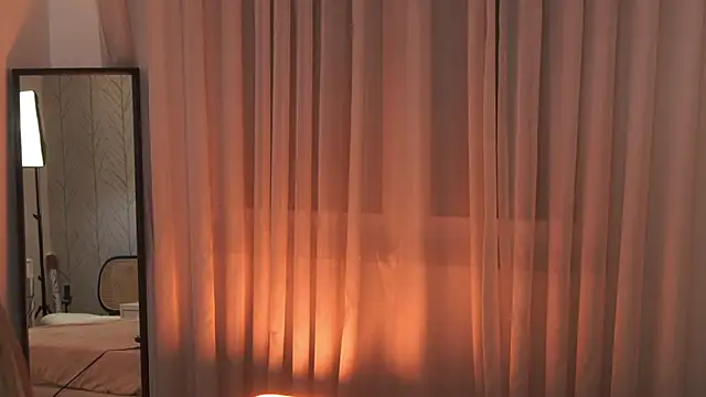 Snapshot of LiaGotti chatting on October 25, 2025, 7:19 pm LiaGotti online show from October 25, 2025, 7:19 pm