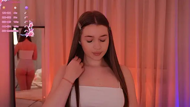 Snapshot of LiaGotti chatting on November 13, 2025, 9:25 pm LiaGotti online show from November 13, 2025, 9:25 pm