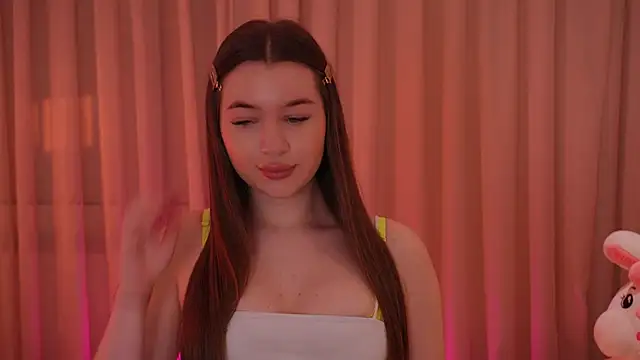 Snapshot of LiaGotti chatting on December 2, 2025, 5:41 pm LiaGotti online show from December 2, 2025, 5:41 pm