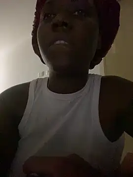 Alexia 24 online show from April 4, 2026, 10:13 am