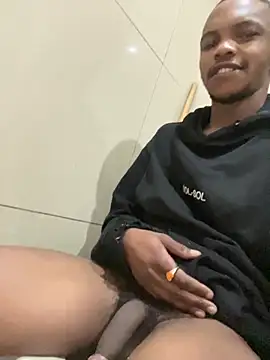 KyleMbatha online show from November 18, 2025, 6:12 pm