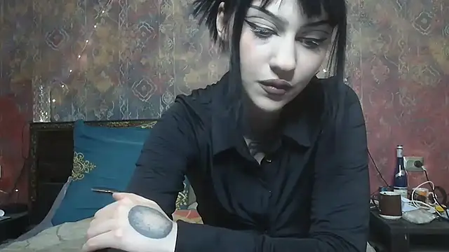 Susie su online show from November 23, 2025, 3:01 pm