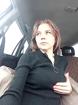 Snapshot of YOURLIKAA chatting on December 18, 2025, 4:51 am YOURLIKAA online show from December 18, 2025, 4:51 am