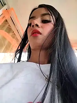 Juliana Xander online show from October 29, 2025, 4:42 pm