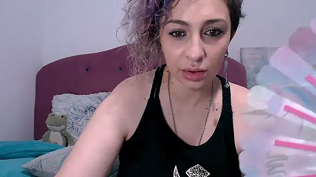 Snapshot of AAARUNY chatting on January 13, 2026, 11:26 am AAARUNY online show from January 13, 2026, 11:26 am