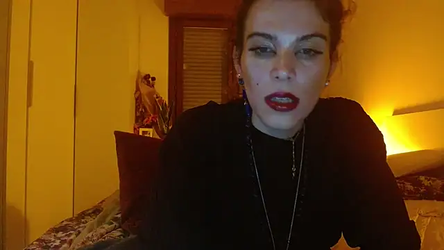 refem9 online show from December 1, 2025, 6:24 pm