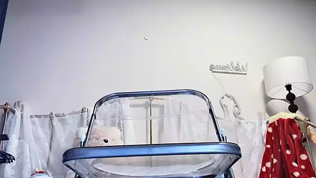 kiraa-0051 online show from April 15, 2026, 11:50 am