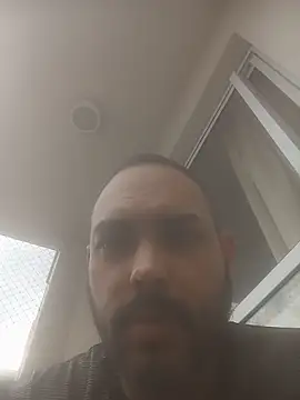 Snapshot of jfgustavo001 chatting on May 17, 2026, 5:09 pm jfgustavo001 online show from May 17, 2026, 5:09 pm