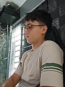 jacobs shelby online show from November 25, 2025, 1:22 pm