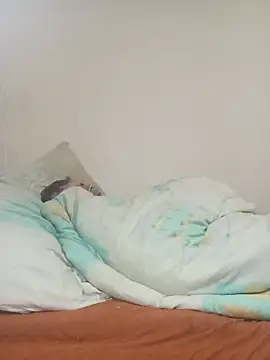 Snapshot of saladinbakiz chatting on November 4, 2025, 1:05 am saladinbakiz online show from November 4, 2025, 1:05 am