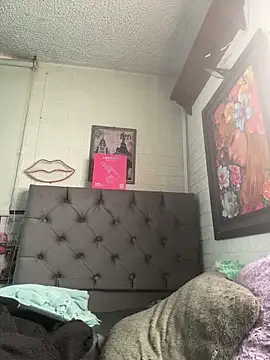 SALOME KORLAND online show from March 31, 2026, 3:34 pm