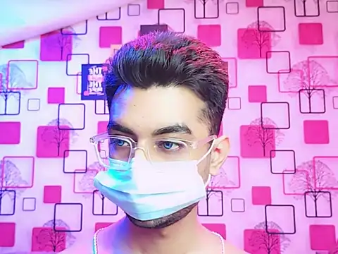 ChiseledCharm online show from November 5, 2025, 7:03 pm