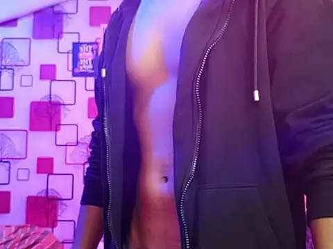 ChiseledCharm online show from November 24, 2025, 7:02 pm