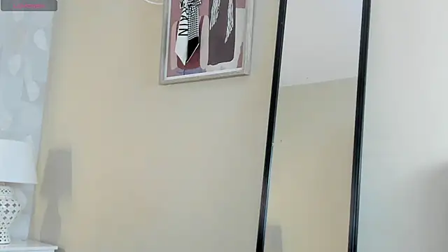 Snapshot of isabella_milf_ chatting on November 5, 2025, 7:14 pm isabella milf online show from November 5, 2025, 7:14 pm