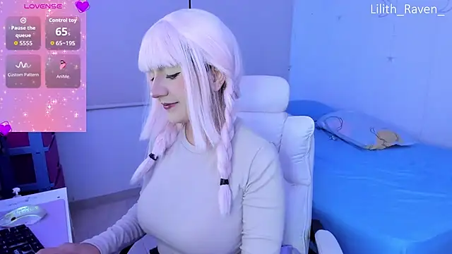 Lilith Raven  online show from November 25, 2025, 6:35 am