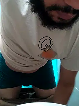 Snapshot of EgyptianStallion82 chatting on September 23, 2025, 11:24 am EgyptianStallion82 online show from September 23, 2025, 11:24 am