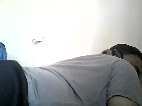 sree4143 online show from September 14, 2025, 4:11 am