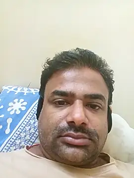 sree4143 online show from October 10, 2025, 7:57 pm