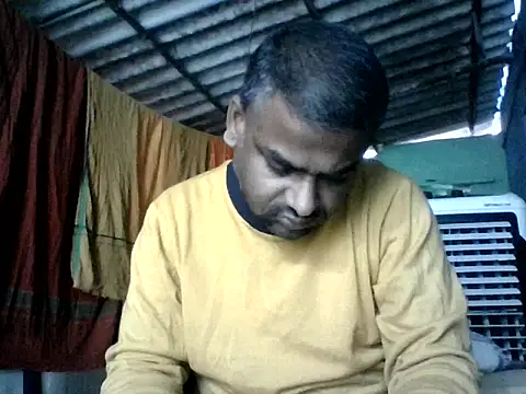 sree4143 online show from December 16, 2025, 5:12 am