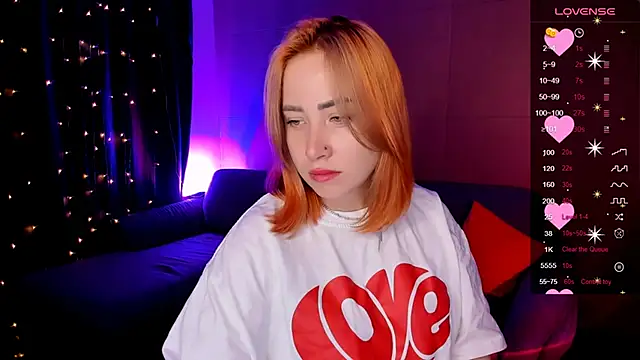 Snapshot of deboramoore chatting on May 6, 2026, 1:57 am deboramoore online show from May 6, 2026, 1:57 am