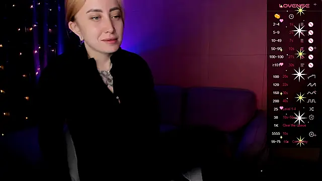 Snapshot of deboramoore chatting on June 16, 2026, 2:14 am deboramoore online show from June 16, 2026, 2:14 am