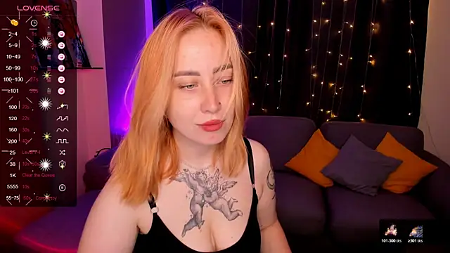 Snapshot of deboramoore chatting on July 10, 2026, 2:05 am deboramoore online show from July 10, 2026, 2:05 am