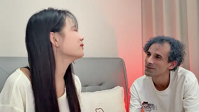 19cmfuck18girl online show from October 21, 2025, 12:28 pm