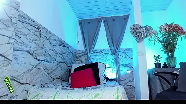 Snapshot of fanEmy chatting on October 14, 2025, 2:40 pm fanEmy online show from October 14, 2025, 2:40 pm