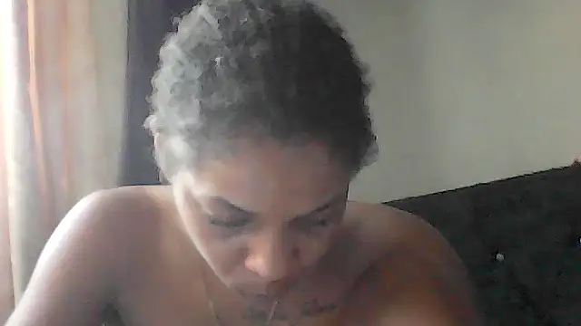 Goddess Brenda online show from May 4, 2026, 4:14 pm