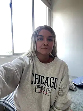 Nova Gabriela online show from November 28, 2025, 3:36 pm