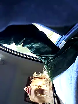 clarabell4 online show from November 12, 2025, 7:31 am