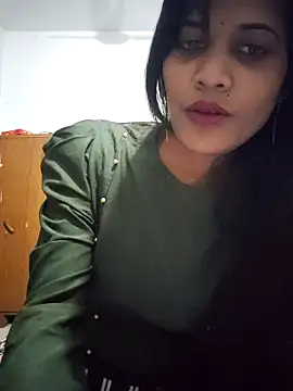 Snapshot of cute_radhikaa chatting on November 3, 2025, 6:31 pm cute radhikaa online show from November 3, 2025, 6:31 pm