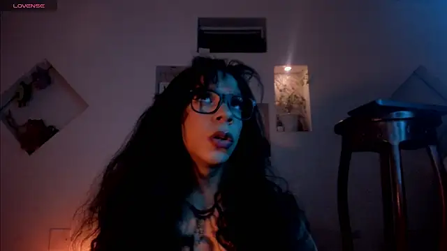 Snapshot of Chloe_cooperr chatting on October 26, 2025, 9:04 am Chloe cooperr online show from October 26, 2025, 9:04 am