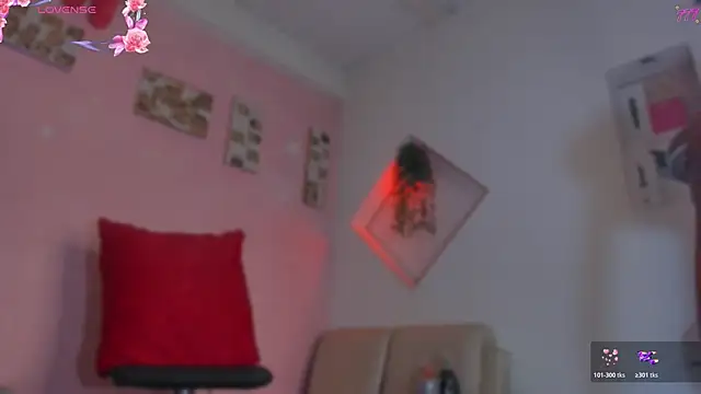 Snapshot of Chloe_cooperr chatting on January 17, 2026, 2:38 am Chloe cooperr online show from January 17, 2026, 2:38 am