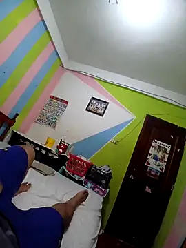 JesVel online show from November 19, 2025, 2:44 am