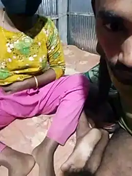 MONiSHA-moni-21 online show from November 5, 2025, 8:53 pm