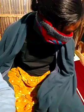 MONiSHA-moni-21 online show from December 15, 2025, 8:35 pm