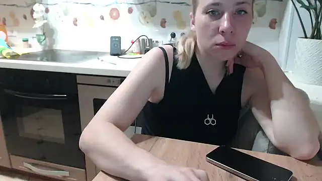 Snapshot of VintageBlue chatting on December 19, 2025, 1:56 am VintageBlue online show from December 19, 2025, 1:56 am