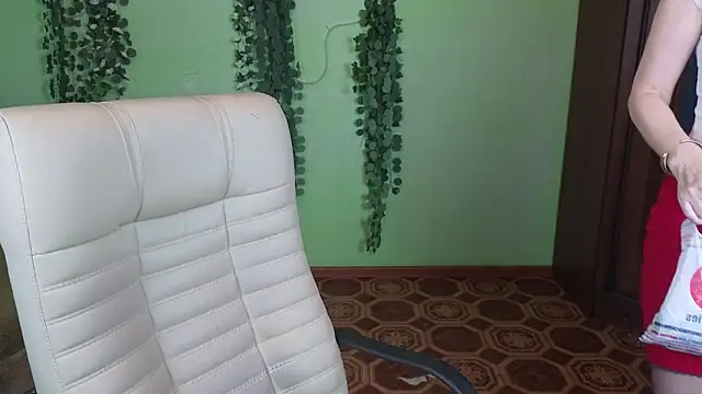 Habibi Honeyy online show from November 9, 2025, 10:57 am