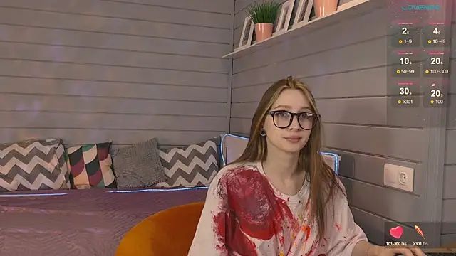 Vikki wyye online show from October 14, 2025, 6:47 am