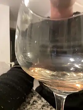 franciscommx online show from November 4, 2025, 3:27 am