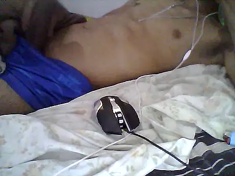 Snapshot of malvadinho69134 chatting on October 27, 2025, 4:27 am malvadinho69134 online show from October 27, 2025, 4:27 am