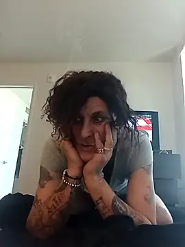 Snapshot of EasheaBaby chatting on March 1, 2026, 8:11 pm EasheaBaby online show from March 1, 2026, 8:11 pm