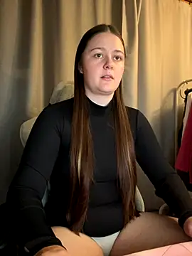 Snapshot of Cuty_Kitty chatting on September 14, 2025, 11:15 pm Cuty Kitty online show from September 14, 2025, 11:15 pm